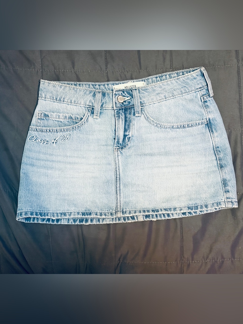 Hollister Denim Mini Skort - class of 2026